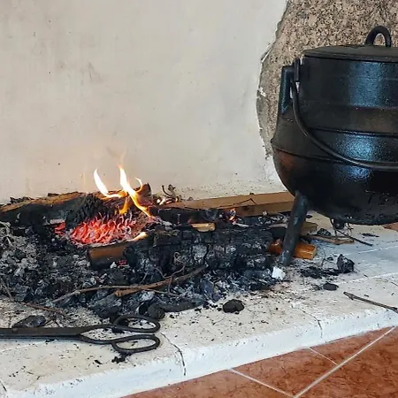 Apartament A Casa Da Rapariga De Cabelo Azul Manteigas Zewnętrze zdjęcie