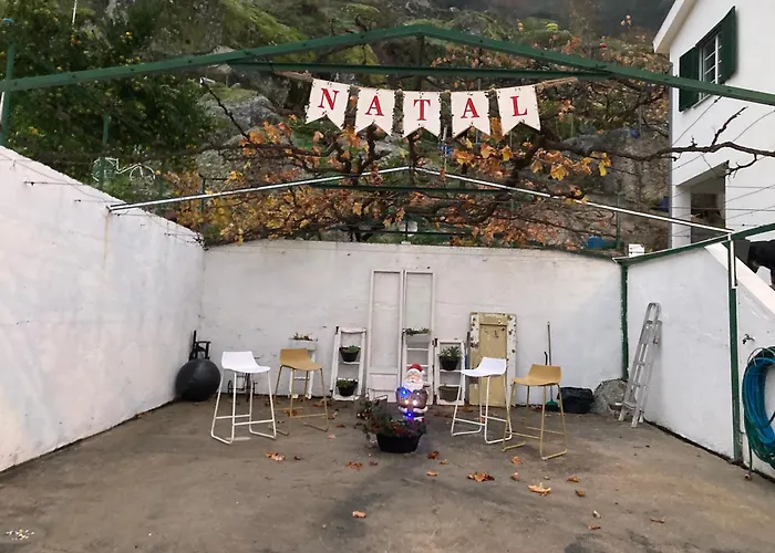 A Casa Da Rapariga De Cabelo Azul